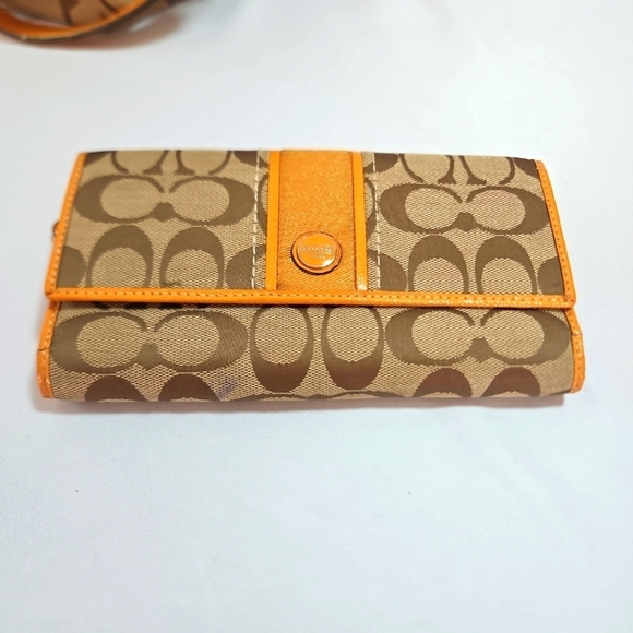 Coach Monogram Satchel & Matching Wallet - Picture 7 of 9